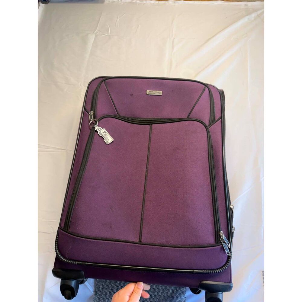 American Tourister luggage set Purple`